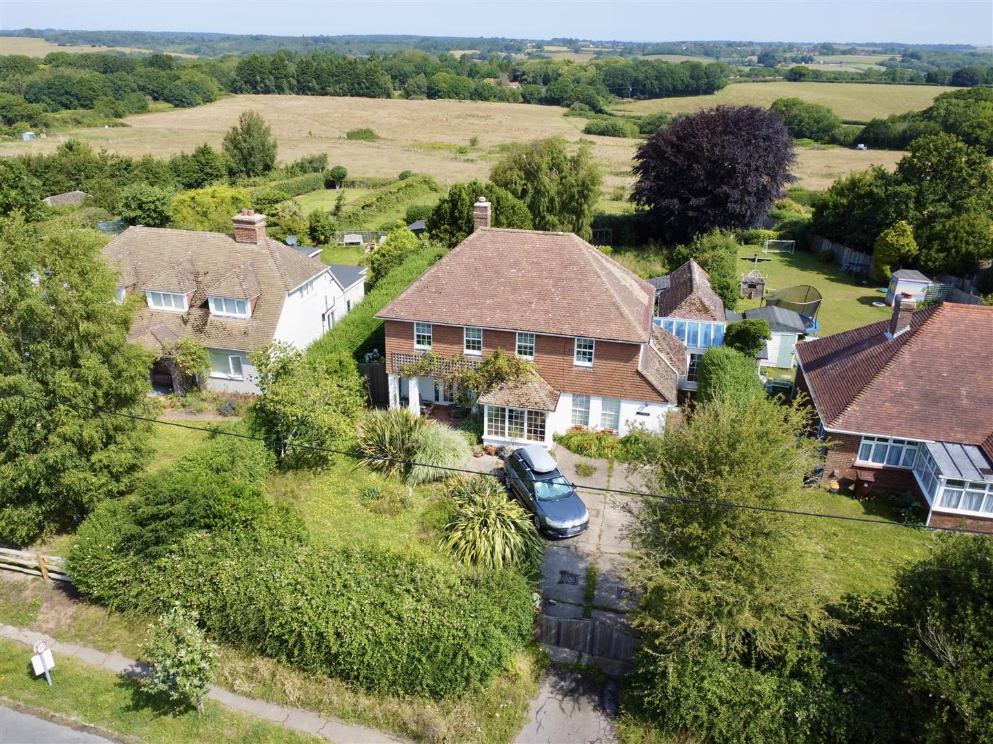 Pett Road, Pett